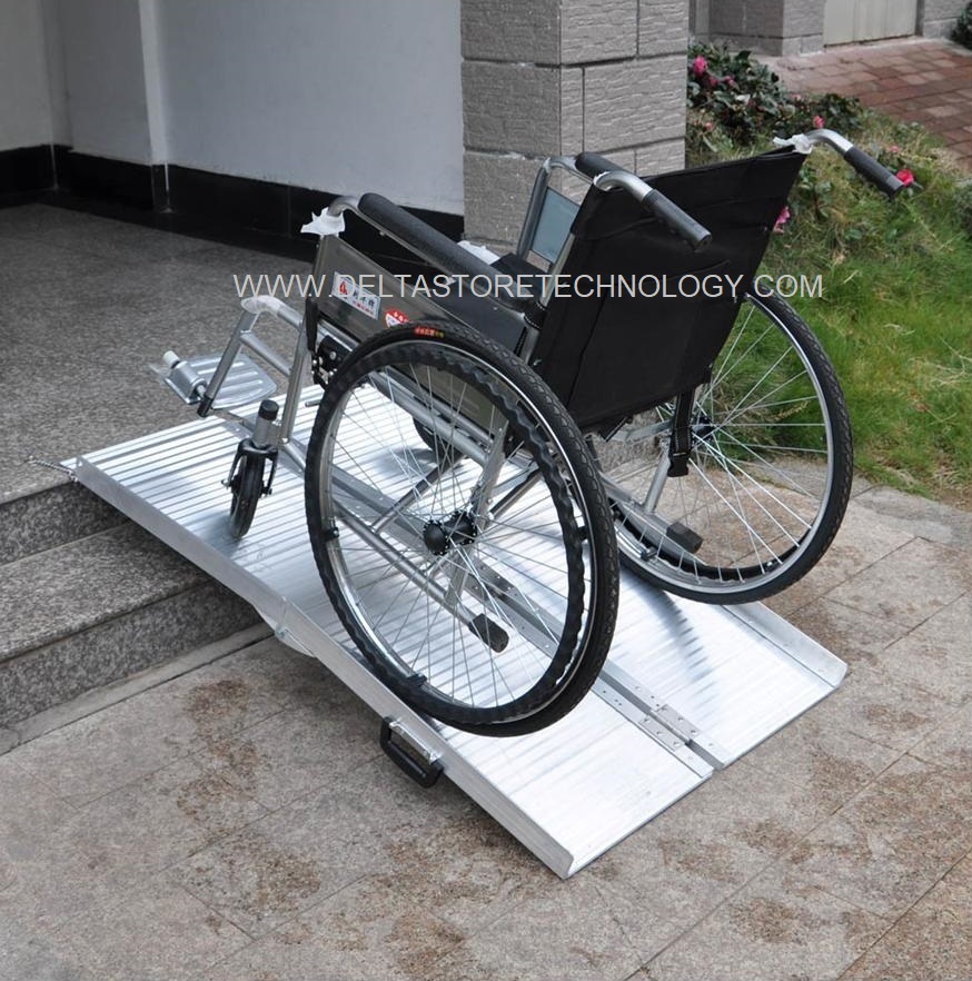 Wiltec Rampa per sedie a rotelle Rampa di carico Antiscivolo Pieghevole in 4 sez Alluminio 244cm 270kg 